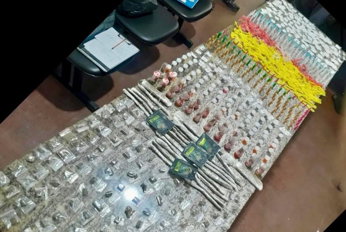 PM de Itapevi detém traficante e apreende grande quantidade de drogas no Jardim Vitápolis